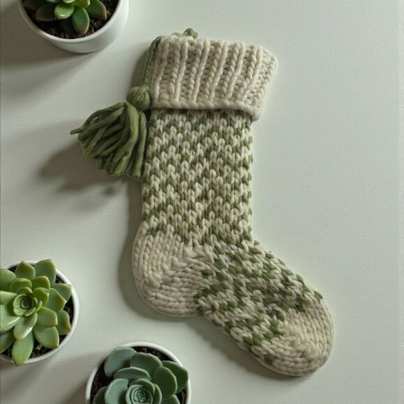 The Farmhouse by Rachel Ashwell Knit Christmas Stocking – 12" x 22" – NEW - Picture 2 of 4